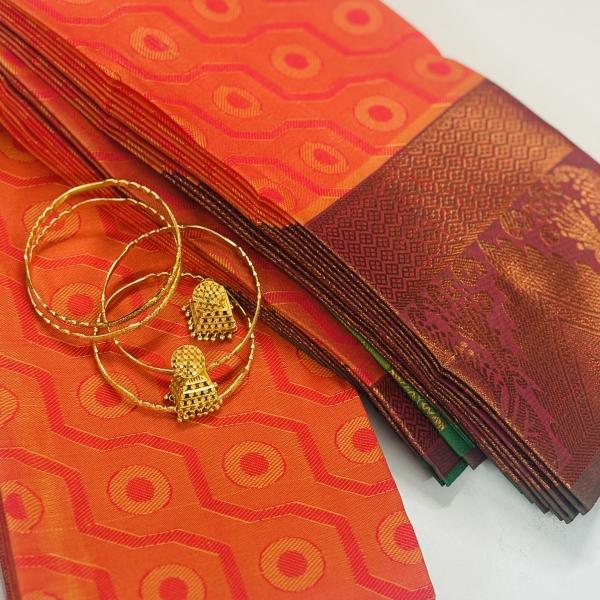 Pure Soft Silk saree with Rich borders and attached blouse piece