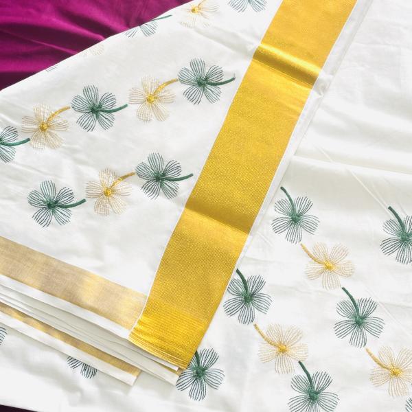 Kerala Traditional Kasavu Saree