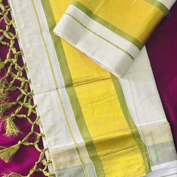 Kerala traditional KASAVU SETTU MUNDU(Half saree)